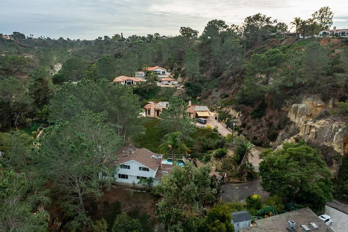 1200 Oribia Road Del Mar, CA 92014 - Photo 36 of 41 Gallery Image 36