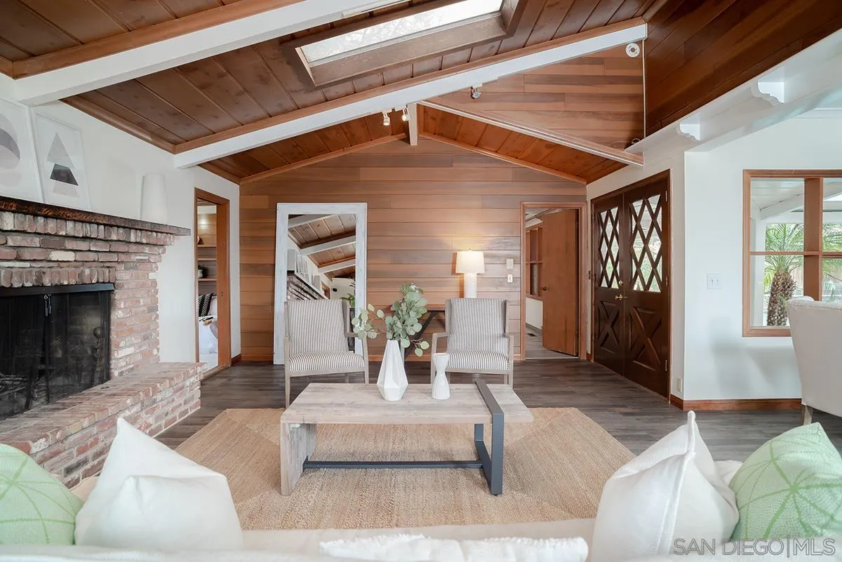 1200 Oribia Road Del Mar, CA 92014 - Photo 6 of 41 Gallery Image 6