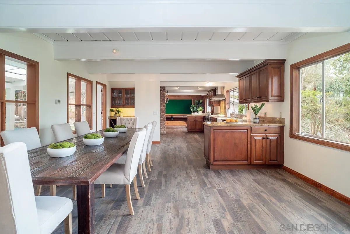1200 Oribia Road Del Mar, CA 92014 - Photo 9 of 41 Gallery Image 9