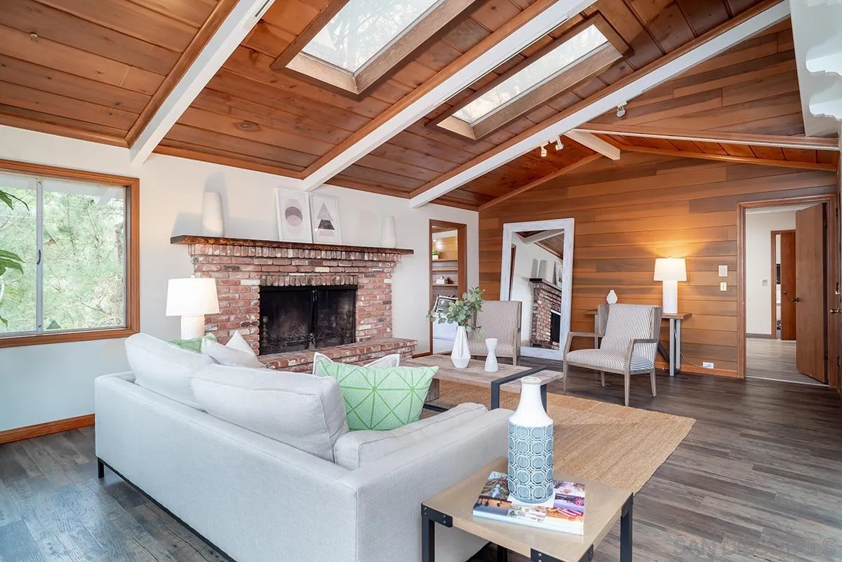 1200 Oribia Road Del Mar, CA 92014 - Photo 10 of 41 Gallery Image 10