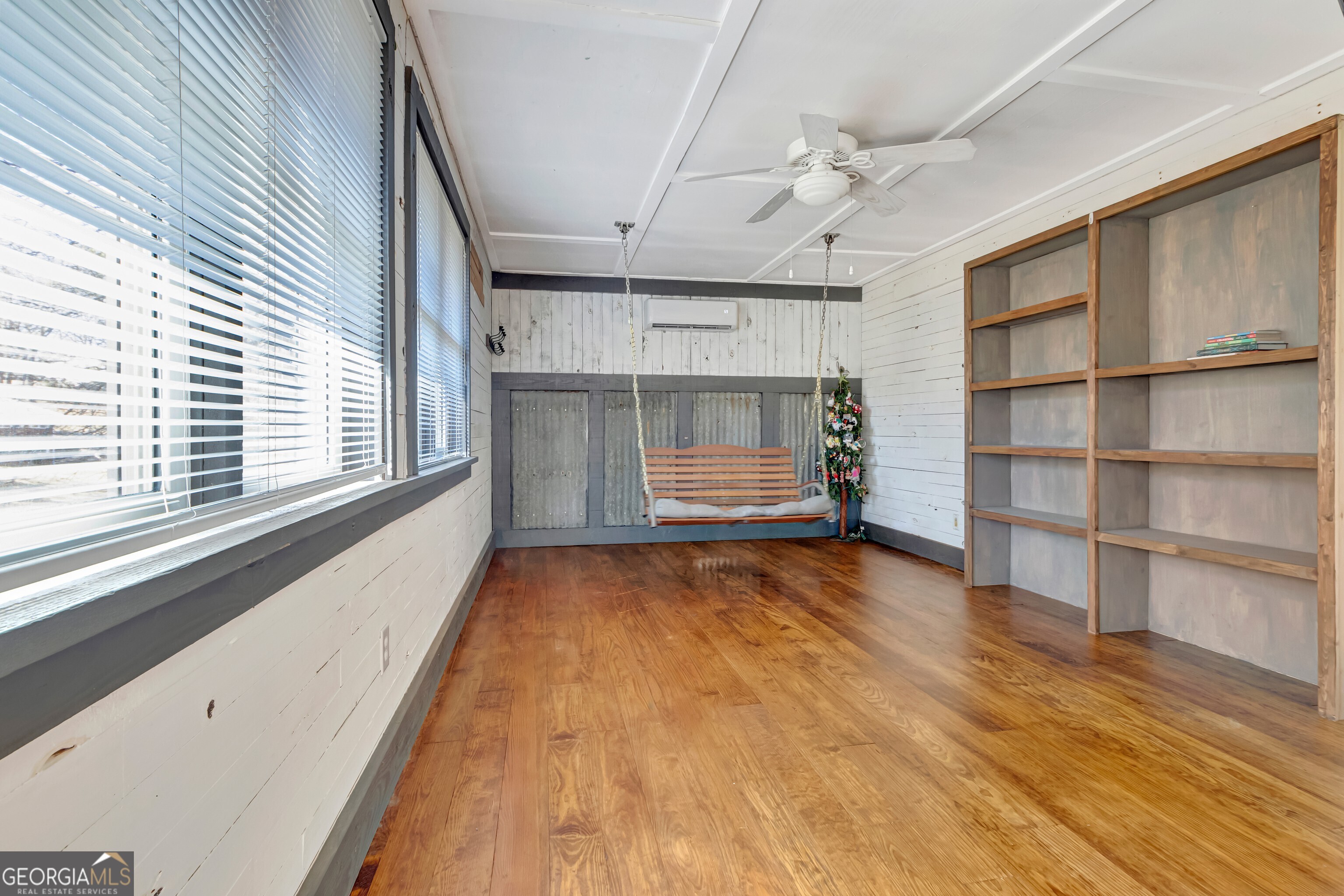 520 Toombs Street Palmetto, GA 30268 - Photo 24 of 63 Office, Playroom, Craft room