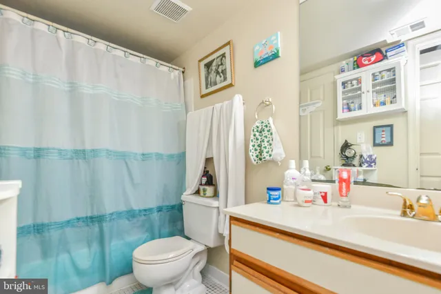 $199,900 | 9554 Cannoneer Court, Unit 101, Manassas, VA 20110