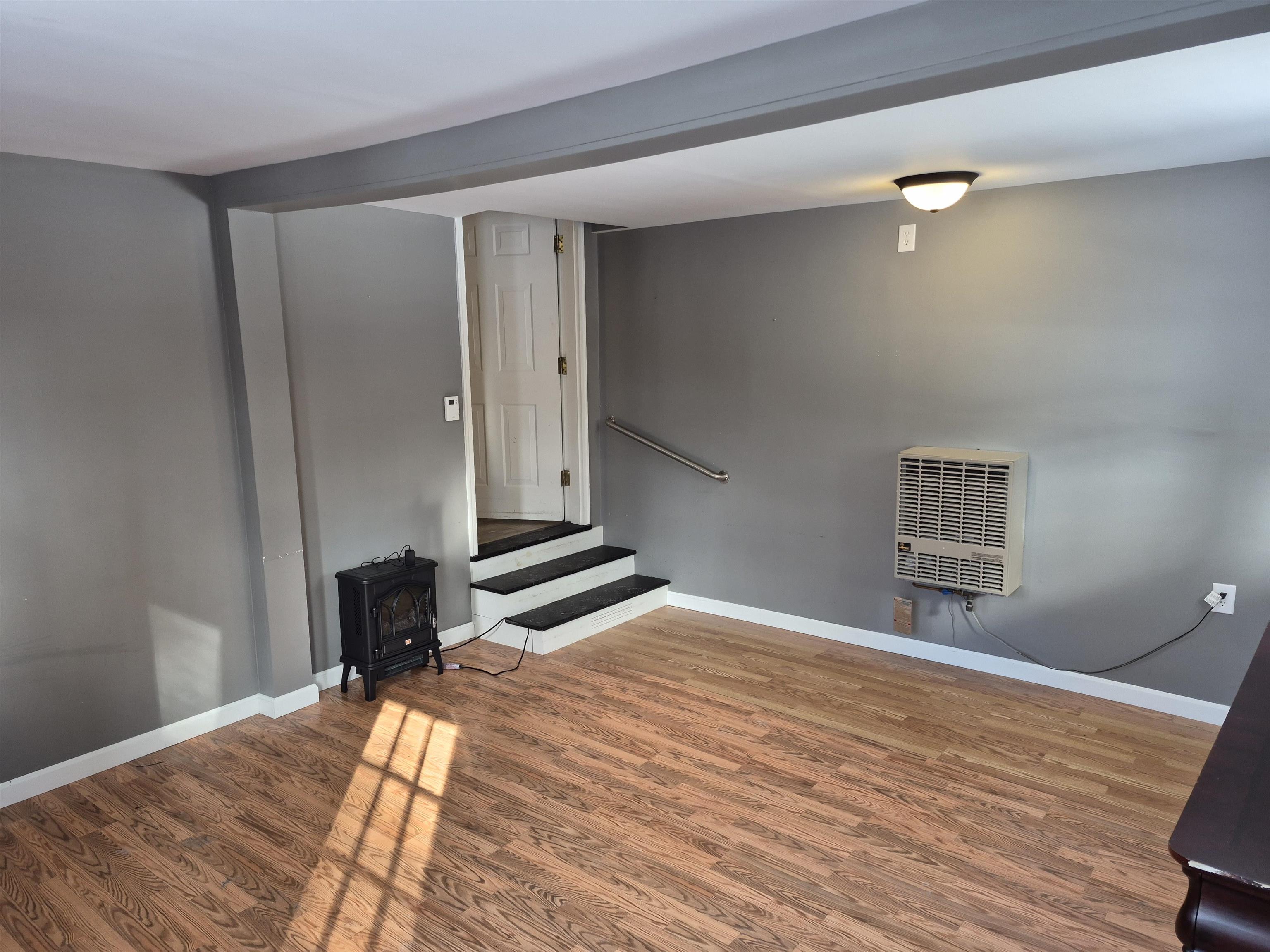 62 Young Street Newport, VT 05855 - Photo 16 of 34