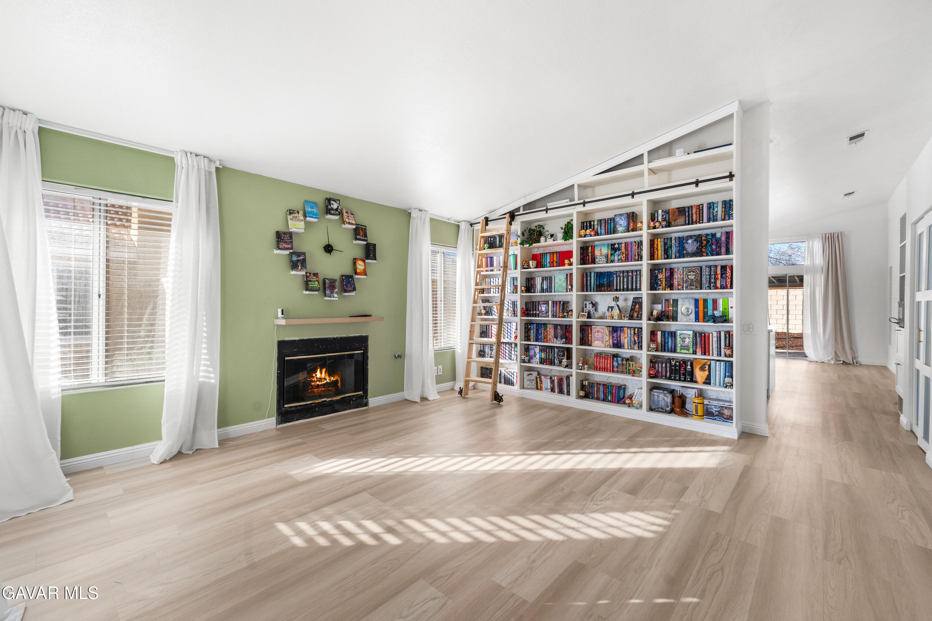 1639 East Kettering Street Lancaster, CA 93535 - Photo 2 of 35 Kettering-6