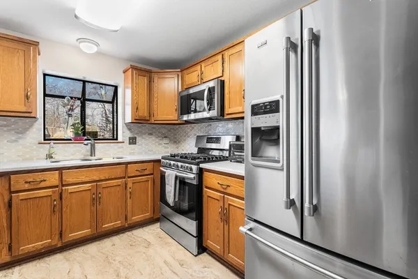 $479,900 | 61 Clement Court, Unit 61, Haverhill, MA 01832