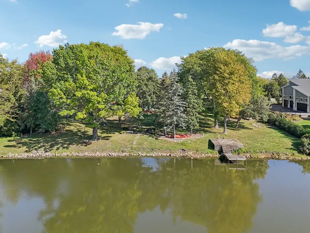 $724,900 | 1090 Roselle Road, Inverness, IL 60067