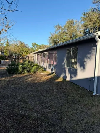 $2,250 | 4030 School Circle, LaBelle, FL 33935