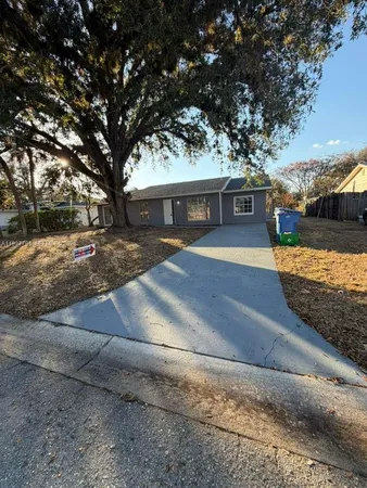 $2,250 | 4030 School Circle, LaBelle, FL 33935