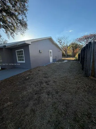 $2,250 | 4030 School Circle, LaBelle, FL 33935