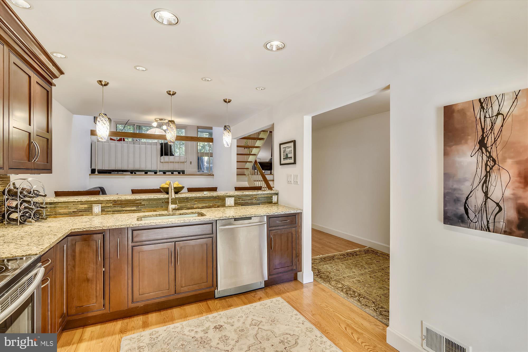 11176 Saffold Way Reston, VA 20190 - Photo 5 of 66