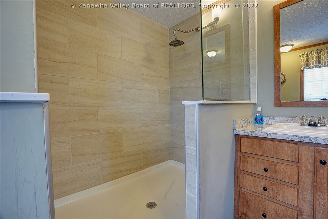 1183 Williams Road Red House, WV 25168 - Photo 17 of 38 Gallery Image 17