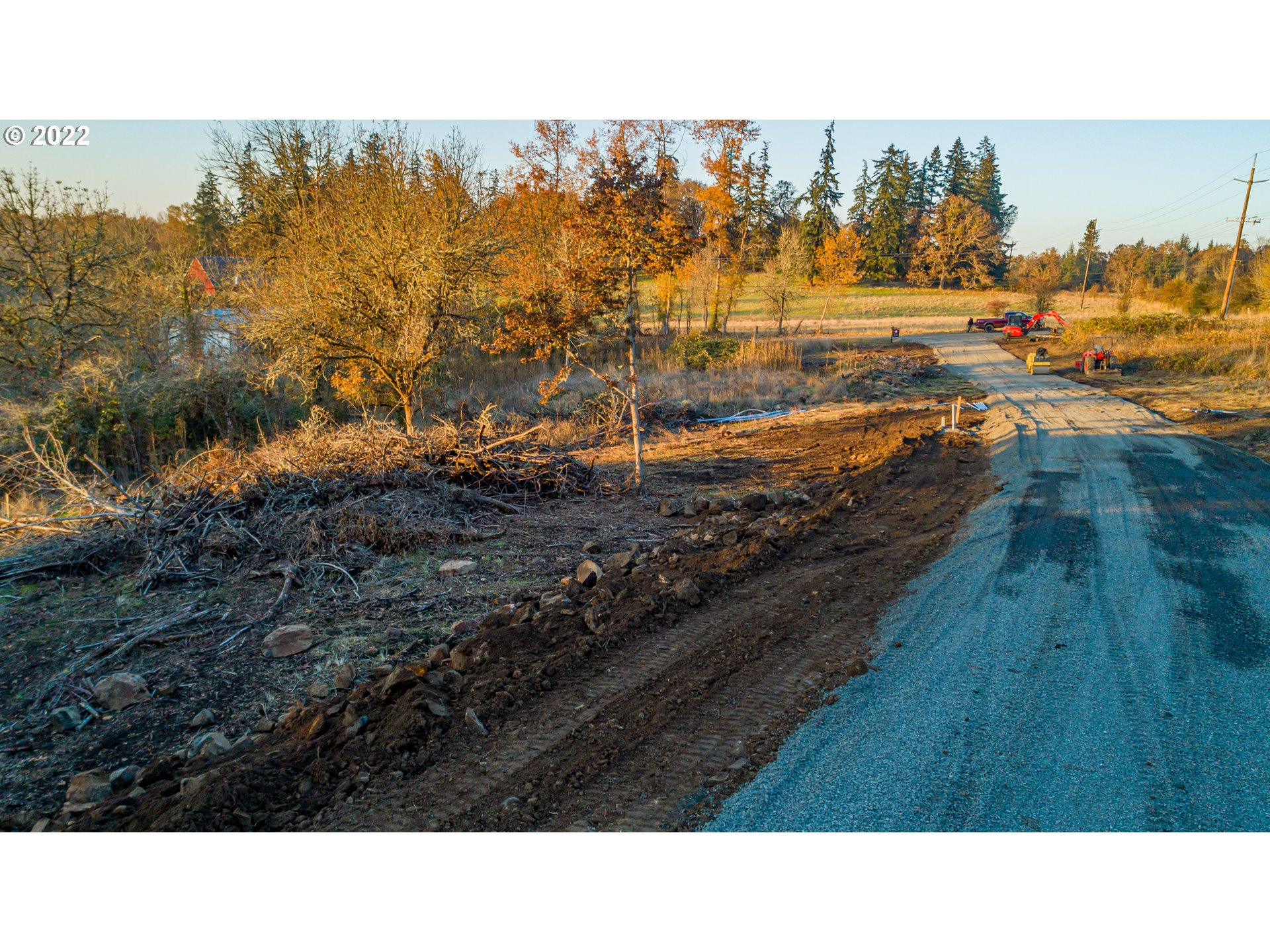 33071 Berlin Road, Unit 2 Lebanon, OR 97355 - Photo 7 of 11 a black and white photo of a beach
