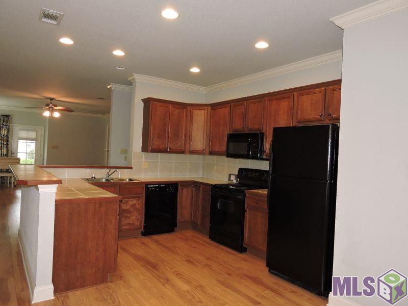 4848 Windsor Village Drive Baton Rouge, LA 70817 - Photo 5 of 14