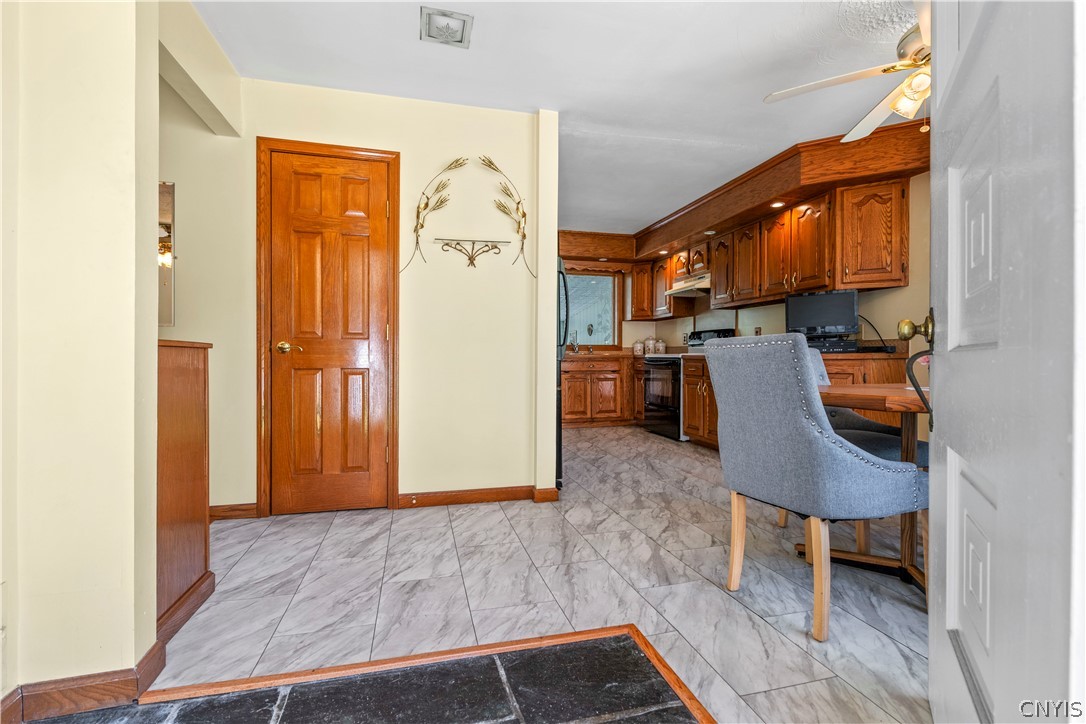 898 Co Rte 21 Hannibal, NY 13074 - Photo 4 of 33