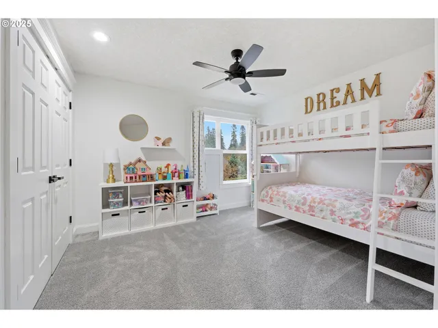 $915,000 | 17140 Fir Drive, Sandy, OR 97055