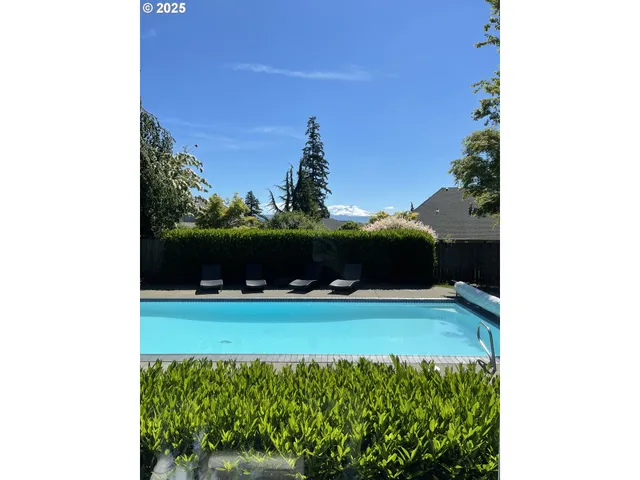 $915,000 | 17140 Fir Drive, Sandy, OR 97055