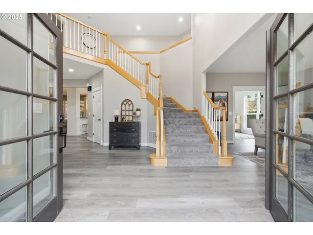 $915,000 | 17140 Fir Drive, Sandy, OR 97055