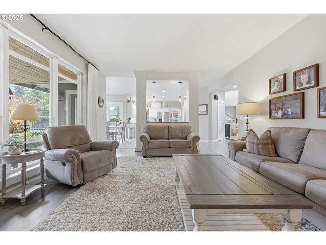 $915,000 | 17140 Fir Drive, Sandy, OR 97055