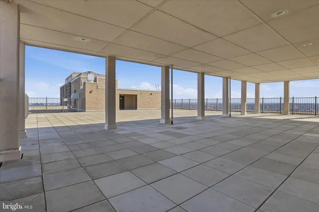 $299,000 | 3709 South George Mason Drive, Unit 912, Falls Church, VA 22041