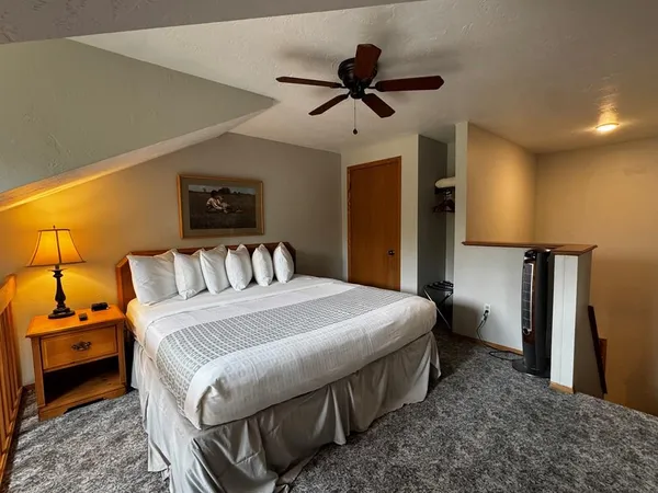 $99,999 | 10321 North Water Street, Unit 210, Ephraim, WI 54211