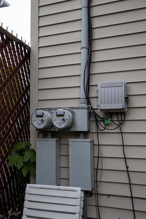 86 Pilgrim Avenue Worcester, MA 01604 - Photo 24 of 30