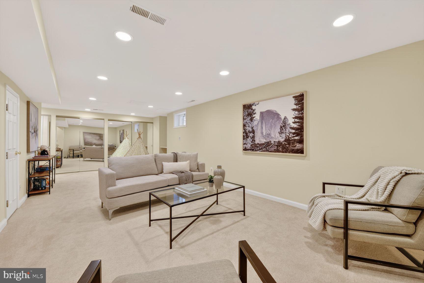 1579 Regatta Lane Reston, VA 20194 - Photo 33 of 50