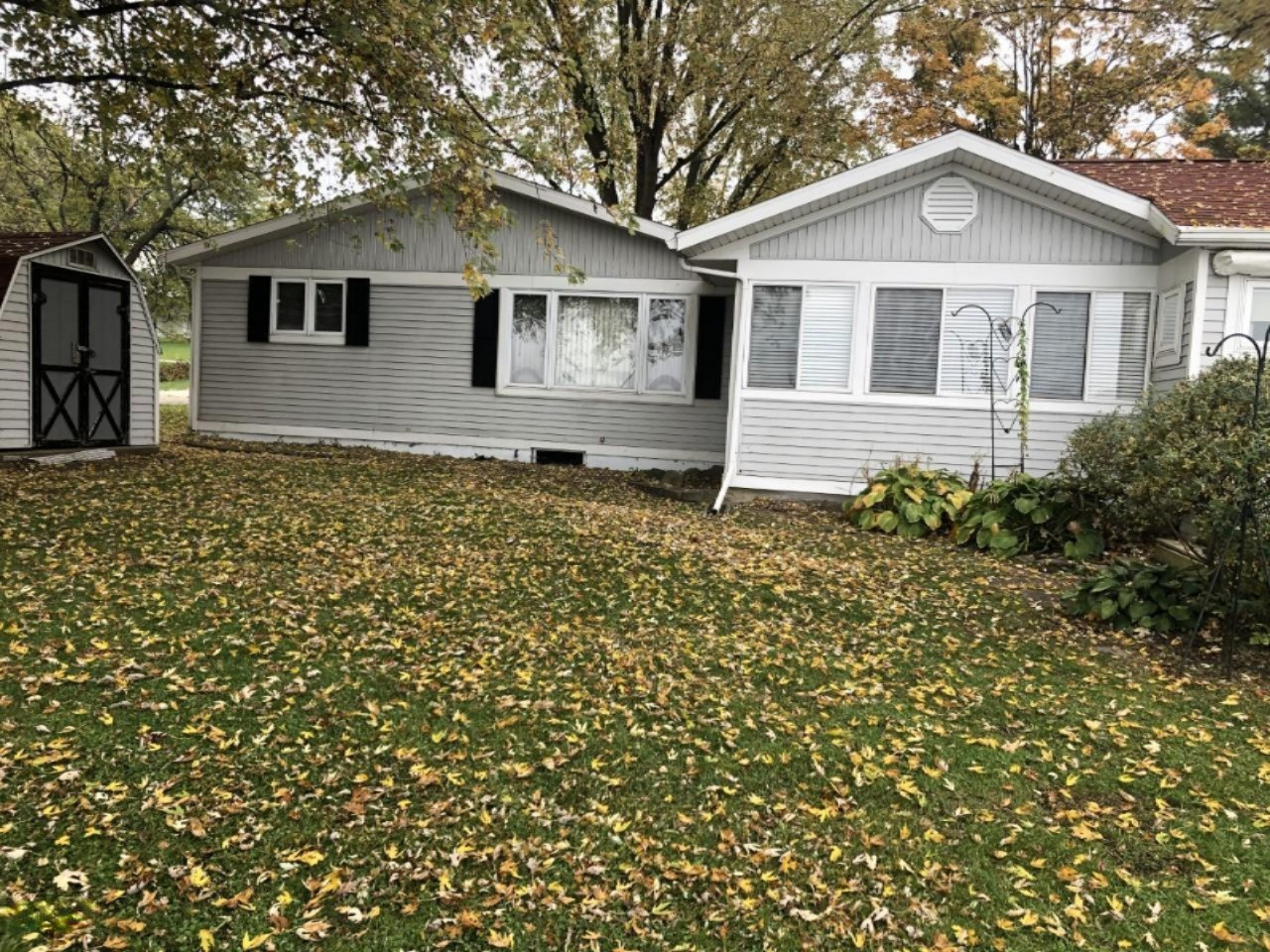 59320 South Burr Oak Road Colon, MI 49040 - Photo 2 of 4 neopolitan.jpg 2