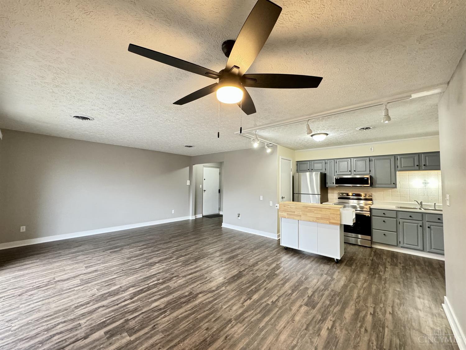 6588 Hearne Road, Unit 36 Cincinnati, OH 45248 - Photo 6 of 35
