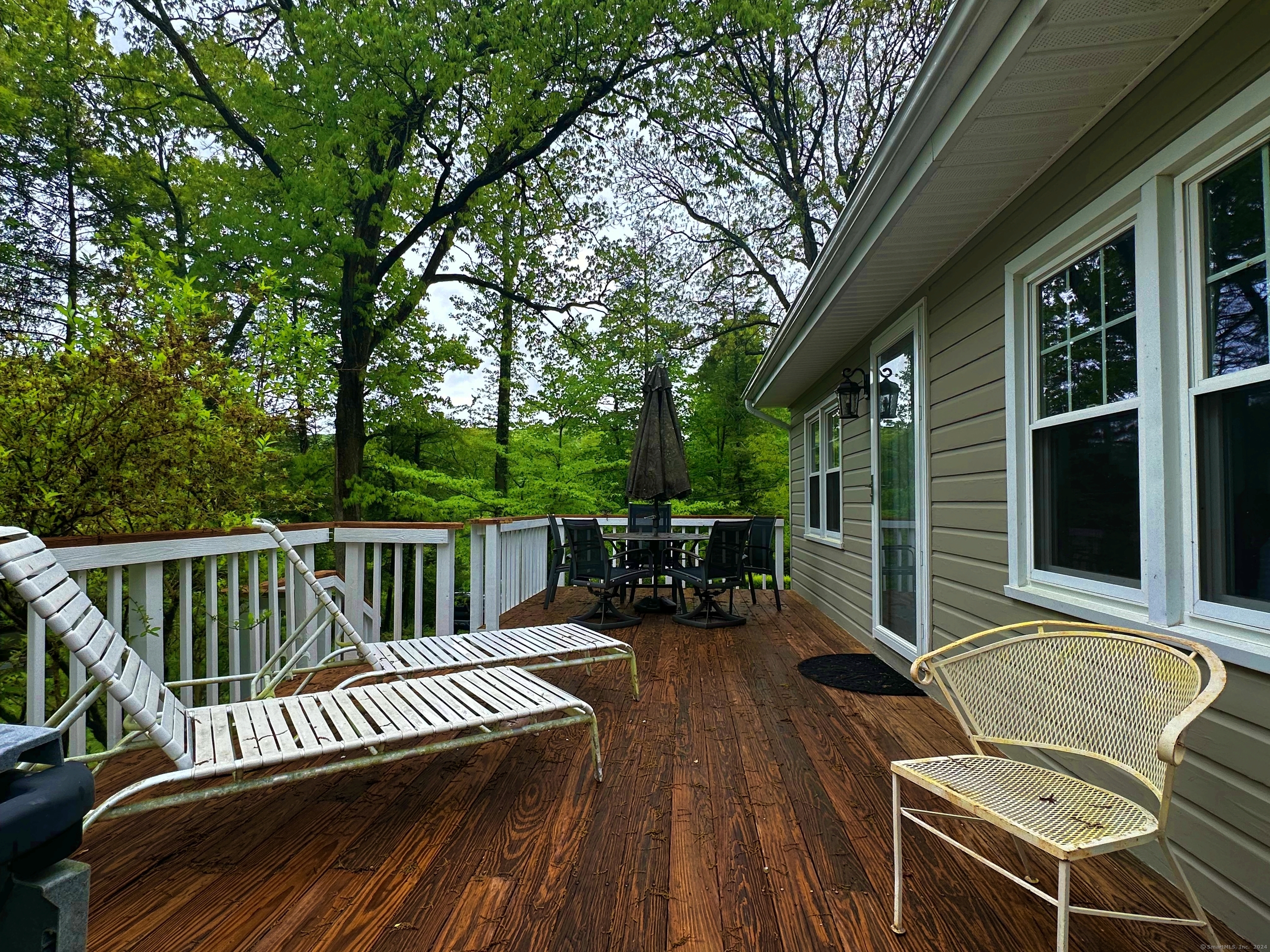 18 Inglenook Road New Fairfield, CT 06812 - Photo 6 of 24
