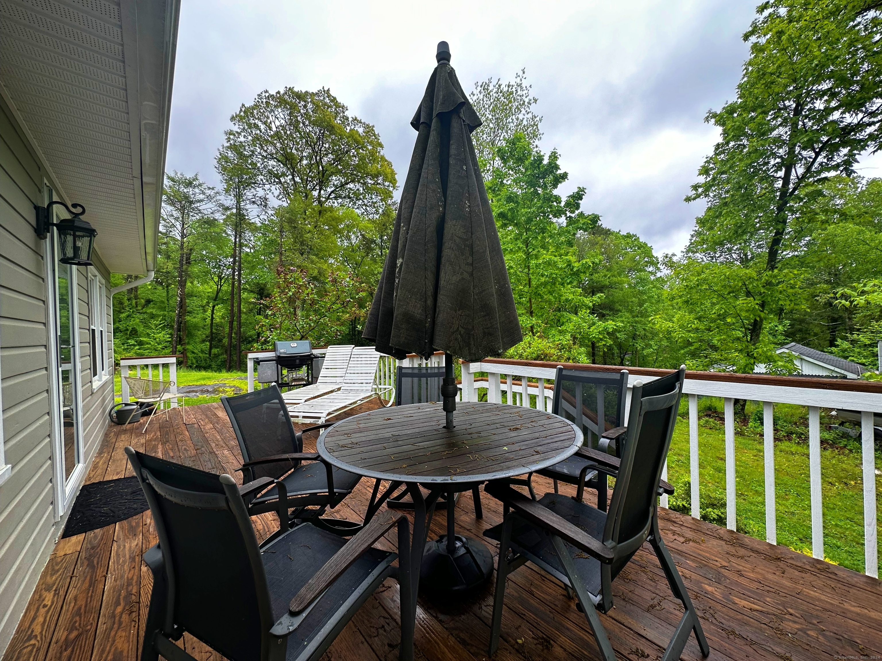 18 Inglenook Road New Fairfield, CT 06812 - Photo 7 of 24