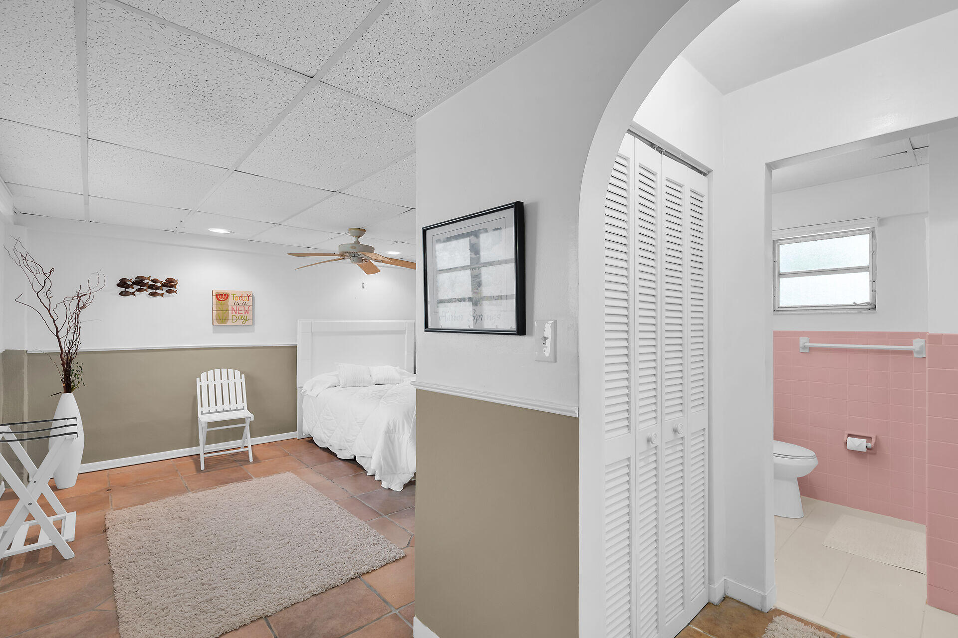 42 Treasure Road Marathon, FL 33050 - Photo 25 of 70 Third Bedroom Ensuite