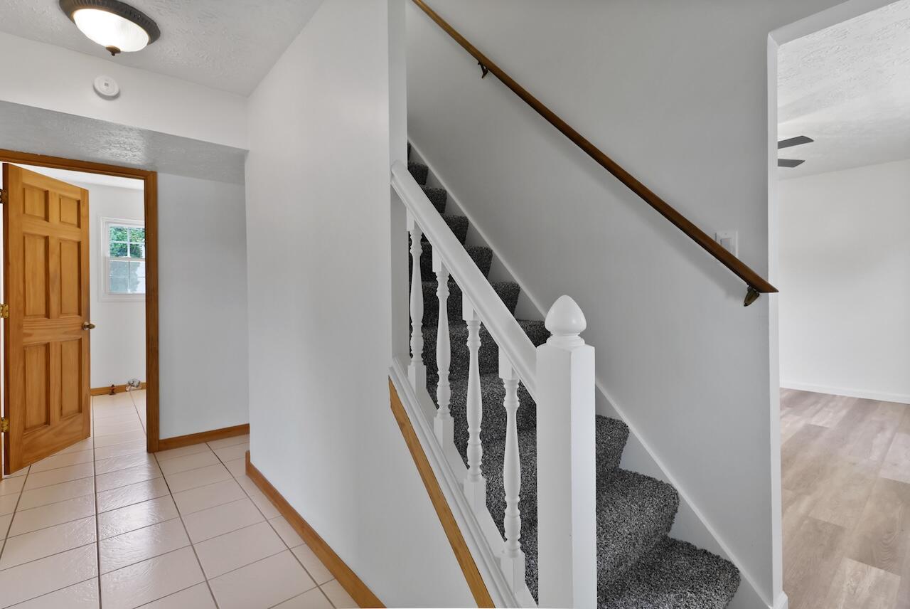 750 Fremont Road Valparaiso, IN 46385 - Photo 3 of 25 a view of an entryway