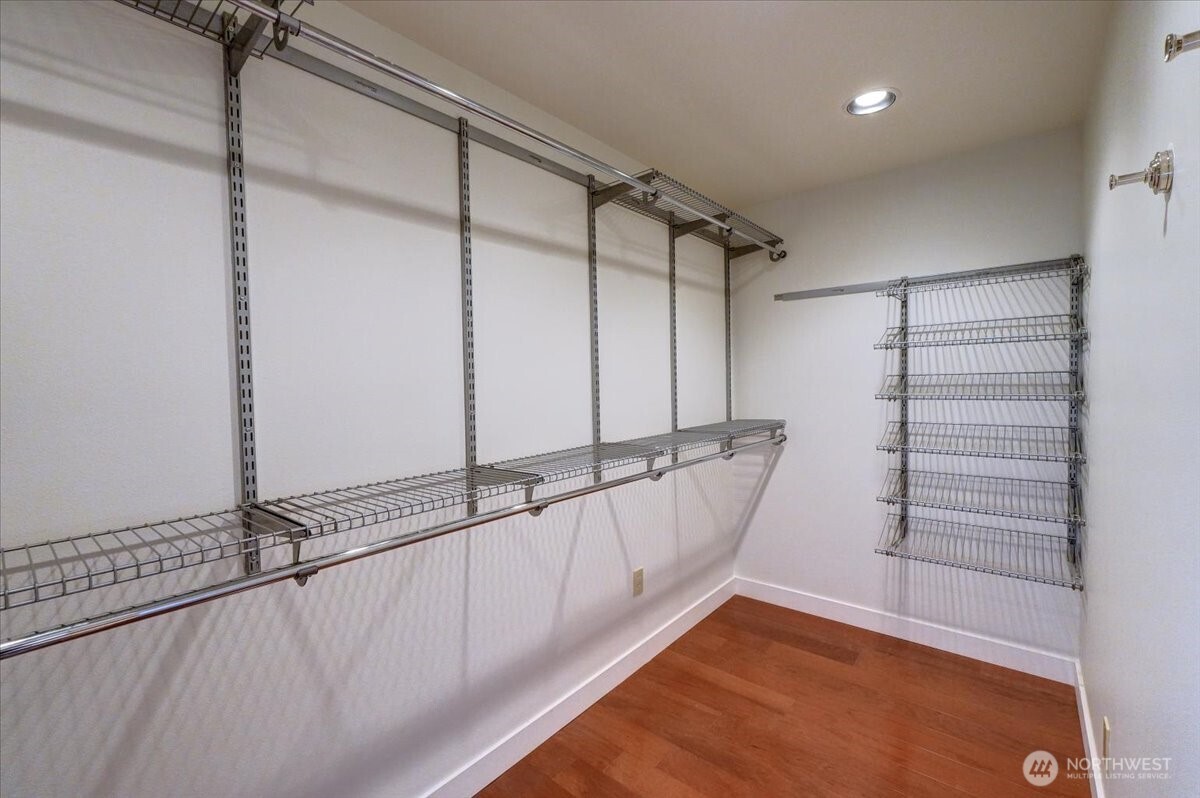 1 North Stadium Way, Unit 16 Tacoma, WA 98403 - Photo 26 of 39 a view of a balcony