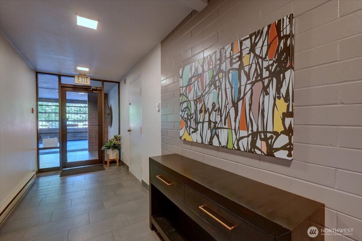 1 North Stadium Way, Unit 16 Tacoma, WA 98403 - Photo 38 of 39 a view of entryway with stairs