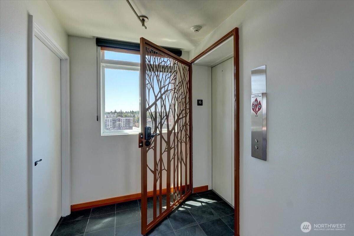 1 North Stadium Way, Unit 16 Tacoma, WA 98403 - Photo 4 of 39 a view of front door