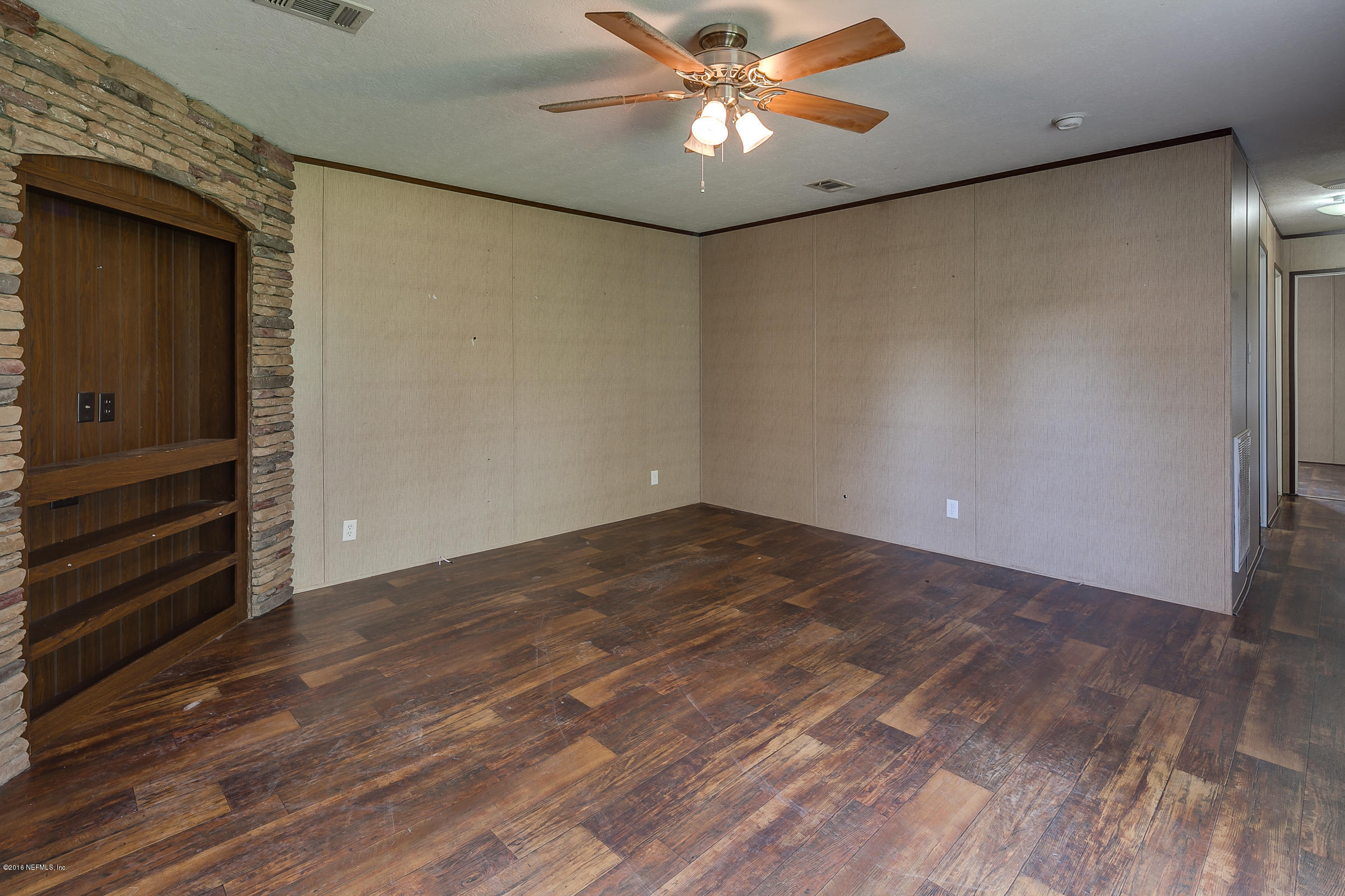 4920 Basil Street Middleburg, FL 32068 - Photo 5 of 25 Living_Room_View_2