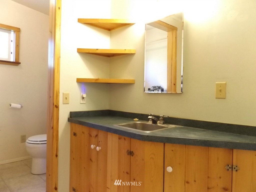 683 Lotzgesell Road Sequim, WA 98382 - Photo 14 of 24