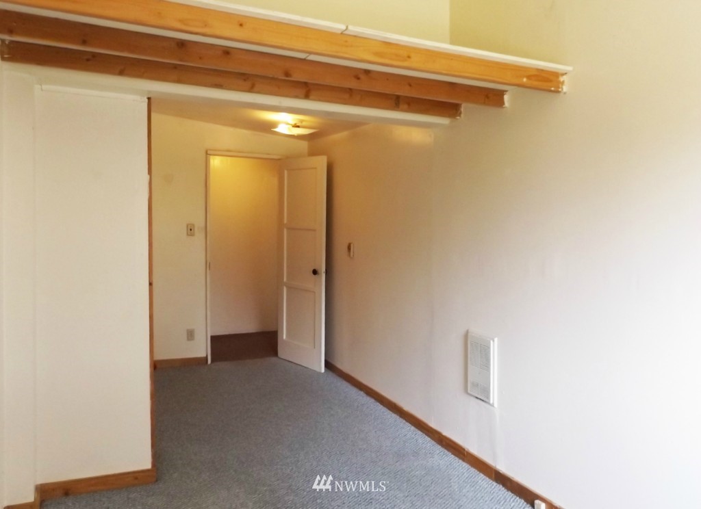 683 Lotzgesell Road Sequim, WA 98382 - Photo 16 of 24