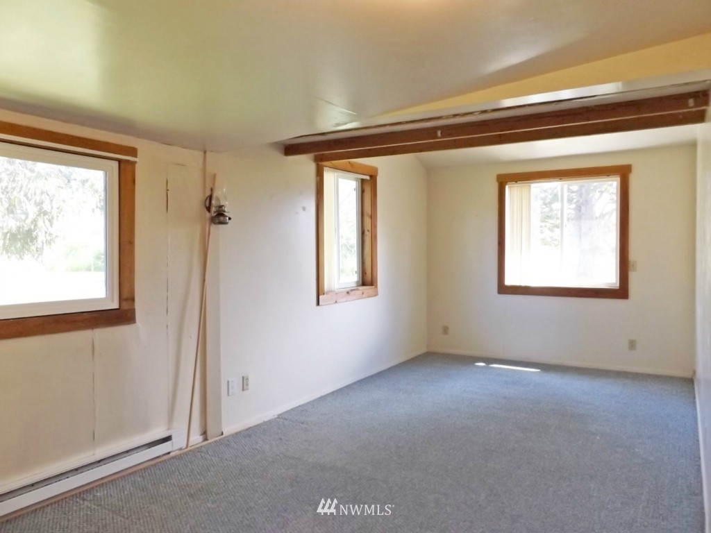 683 Lotzgesell Road Sequim, WA 98382 - Photo 17 of 24