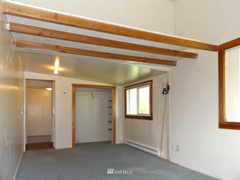 683 Lotzgesell Road Sequim, WA 98382 - Photo 18 of 24