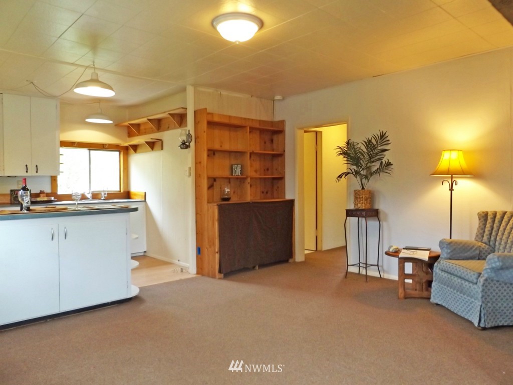 683 Lotzgesell Road Sequim, WA 98382 - Photo 10 of 24