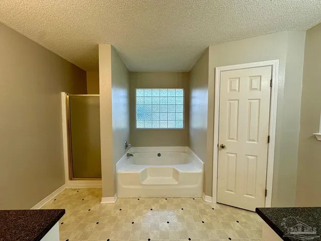 $1,825 | 6068 Toulouse Drive, Pensacola, FL 32505