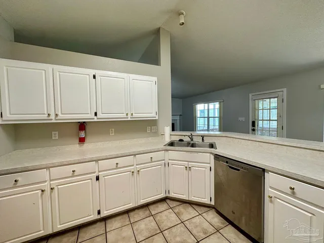 $1,825 | 6068 Toulouse Drive, Pensacola, FL 32505