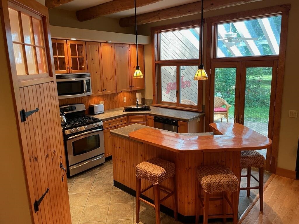 115 Club Sugarbush S Road, Unit 44 Warren, VT 05674 - Photo 7 of 30 Gallery Image 7