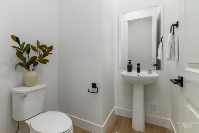 $639,000 | 2580 North Leatherwood Avenue, Star, ID 83669