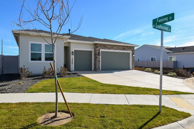 $639,000 | 2580 North Leatherwood Avenue, Star, ID 83669