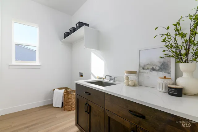 $639,000 | 2580 North Leatherwood Avenue, Star, ID 83669