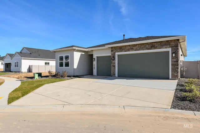 $639,000 | 2580 North Leatherwood Avenue, Star, ID 83669