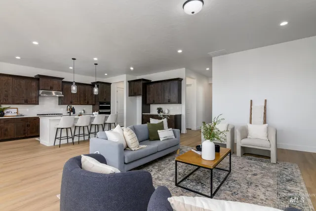 $639,000 | 2580 North Leatherwood Avenue, Star, ID 83669