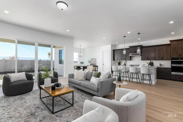 $639,000 | 2580 North Leatherwood Avenue, Star, ID 83669